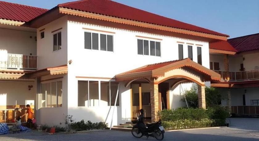 The Aam Resort Bang Sare Ngoại thất bức ảnh