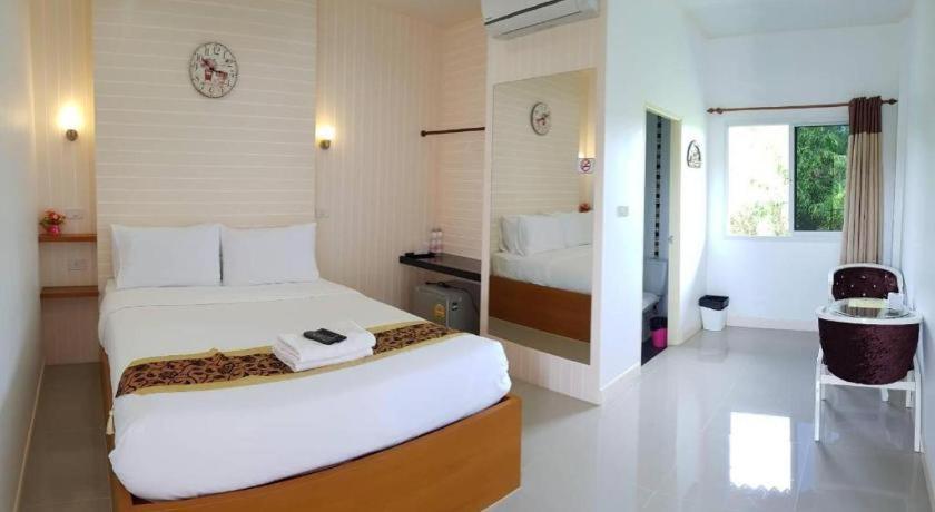 The Aam Resort Bang Sare Ngoại thất bức ảnh